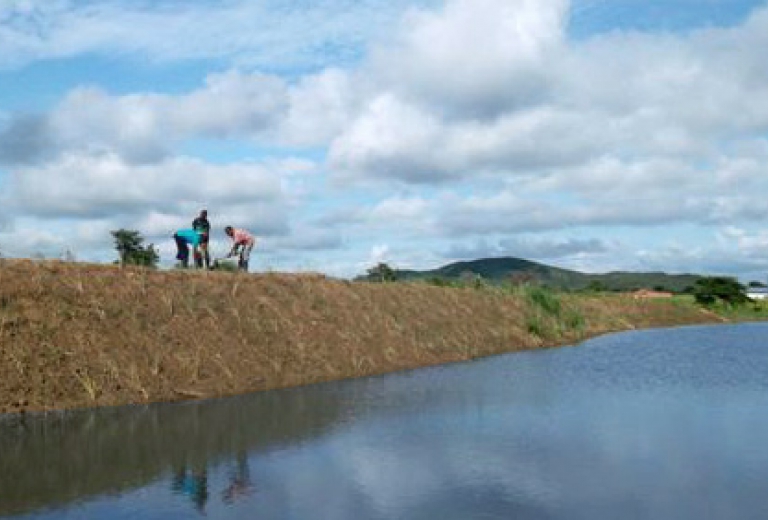 Staudammprojekt in Sambia, sauberes Wasser für Familien in Afrika 
